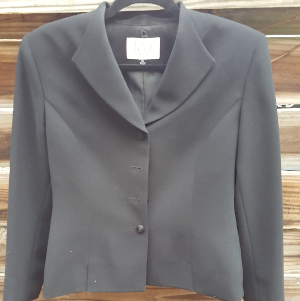 Le Suit Black Dress Suit